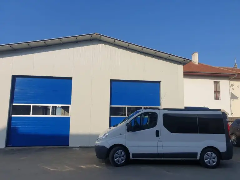 Optim Door - Producție porți autoportante, culisante și batante industriale, personalizate pentru nevoile dvs., garantând calitate și durabilitate.