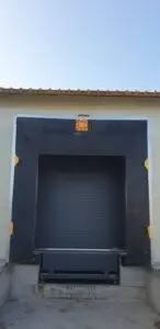 Optim Door - Vânzare și montaj expert de uși industriale, garantând funcționalitate și siguranță maximă pentru afacerea dumneavoastră.